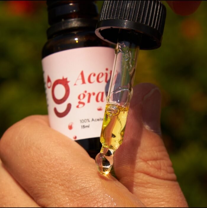 Pack Exclusivo Serum Iluminador + Crema Regeneradora Antiedad + Aceite de Granada - Imagen 2